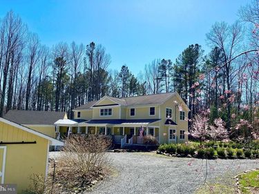 700 BATTLE MOUNTAIN ROAD, AMISSVILLE, VA 20106