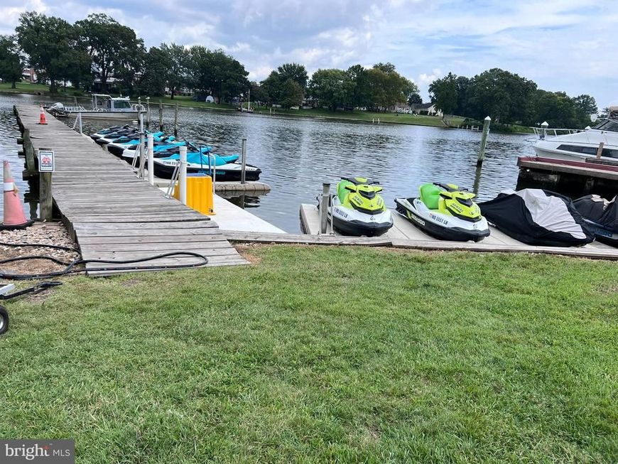 1923 Old Eastern Ave, Essex, MD 21221 Main Photo