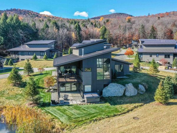 7 Natures Way, Unit WW 4, Stowe, VT 05672