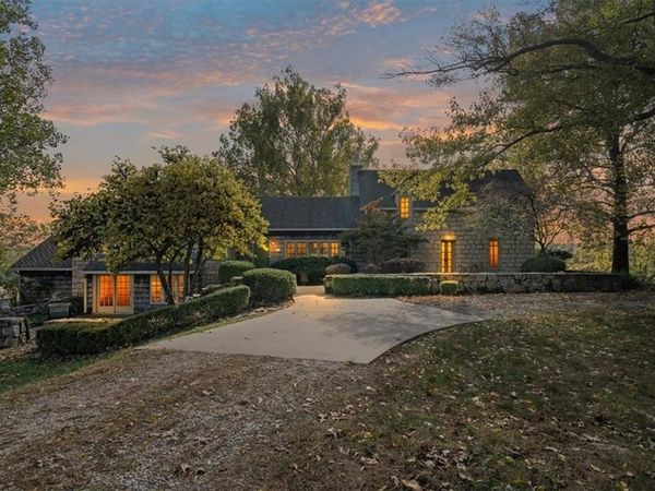 21405 W 73 Terrace, Shawnee, KS 66218