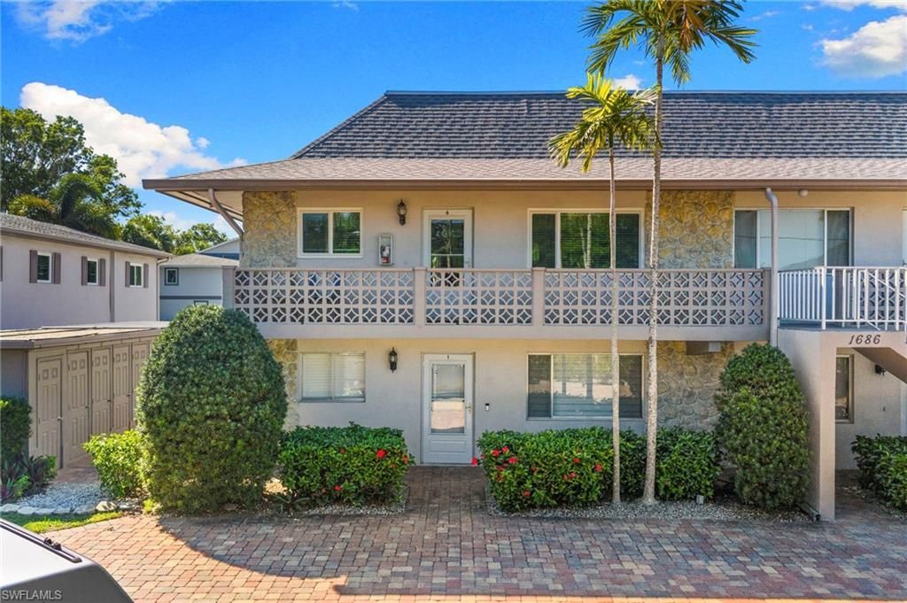 1686 Blue Point Ave, Unit B1, Naples, FL 34102 Photo