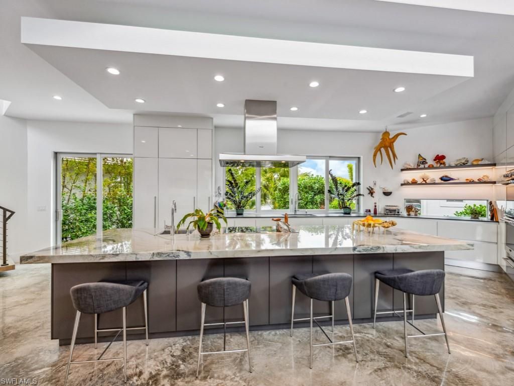 600 Crescent St, Marco Island, FL 34145 Photo