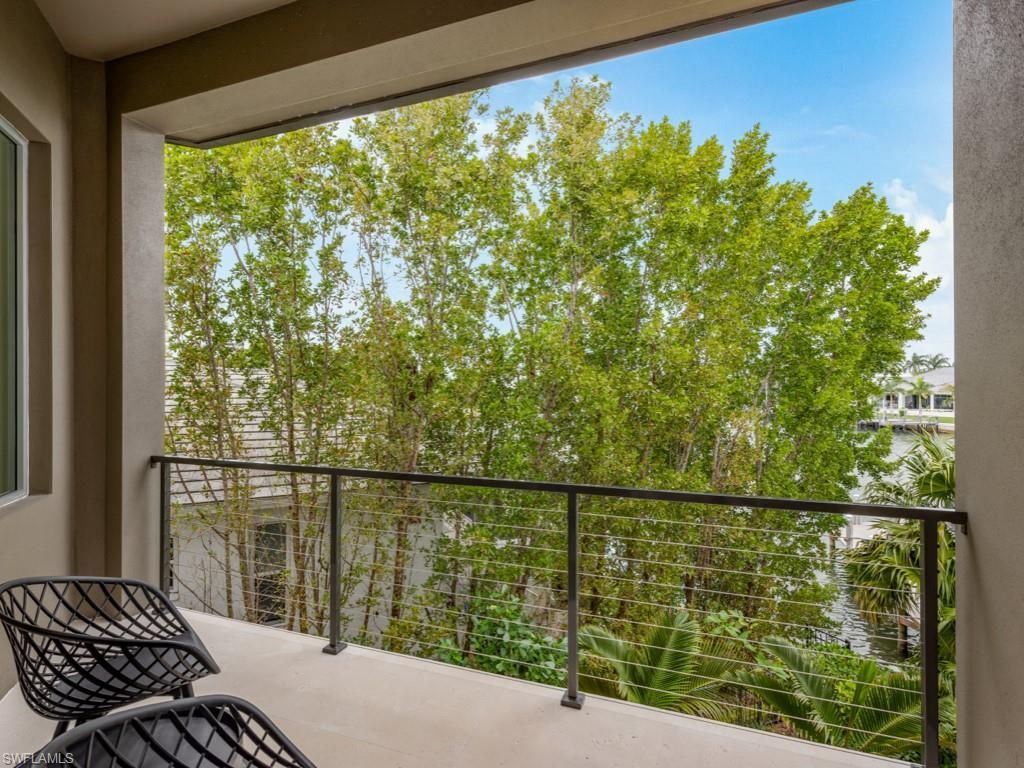 600 Crescent St, Marco Island, FL 34145 Photo