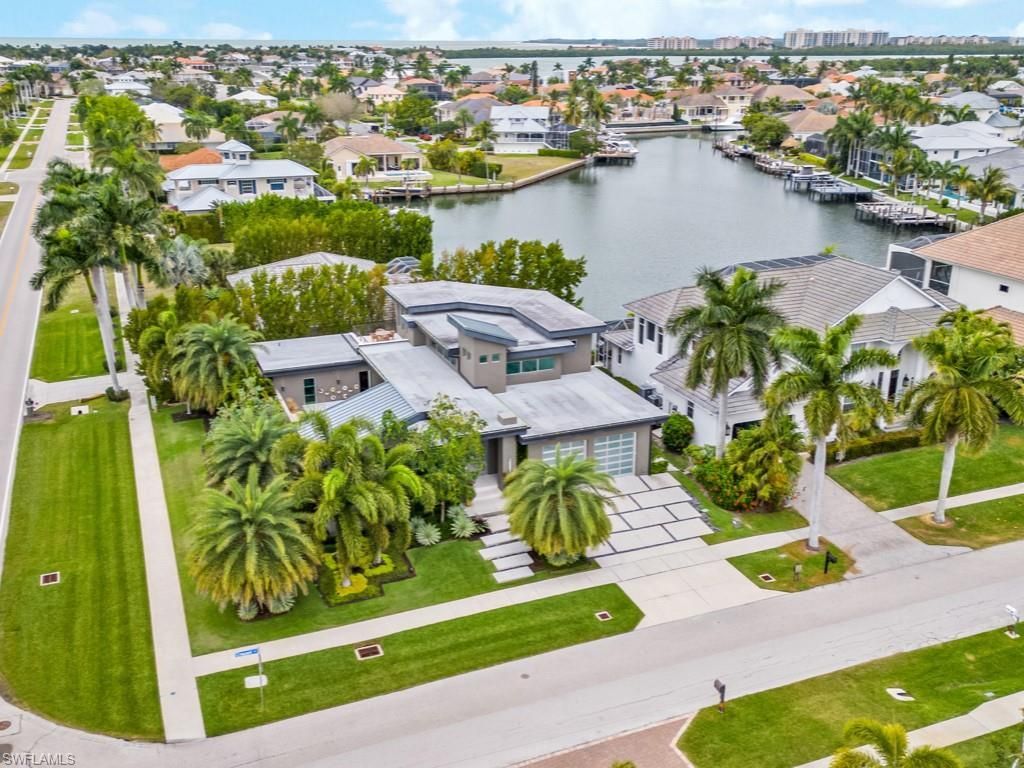 600 Crescent St, Marco Island, FL 34145 Photo