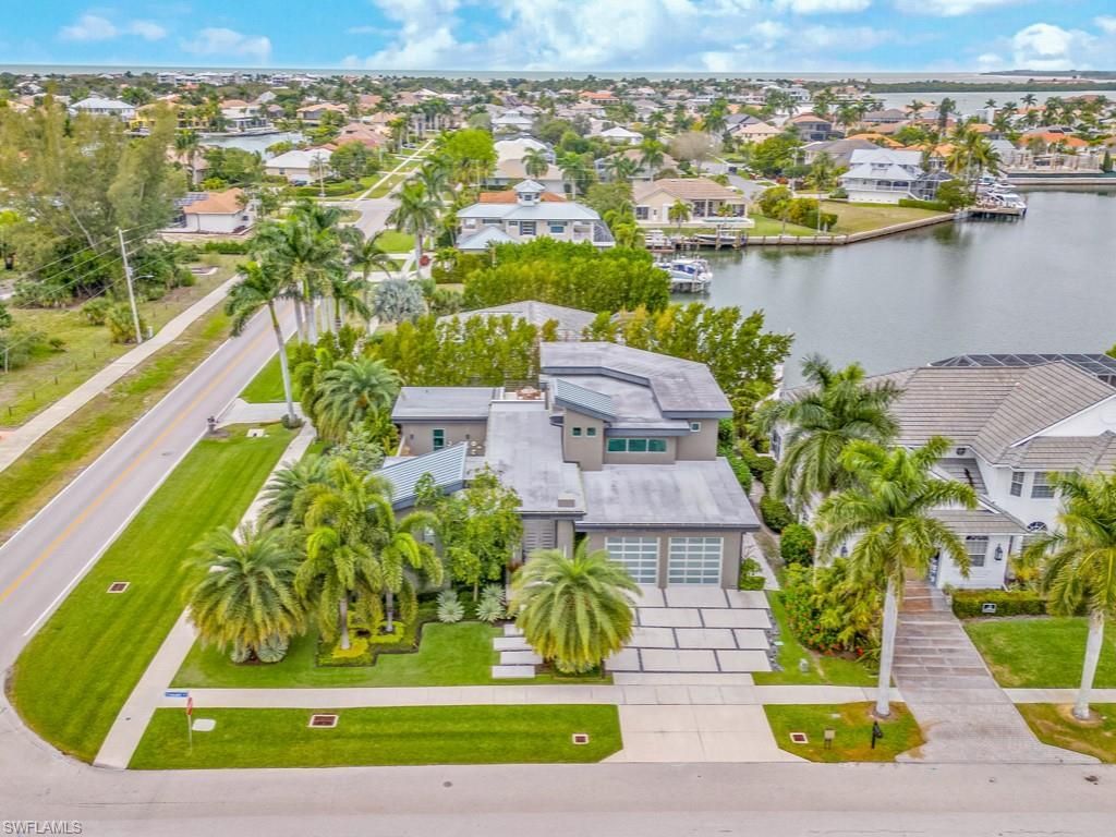 600 Crescent St, Marco Island, FL 34145 Photo