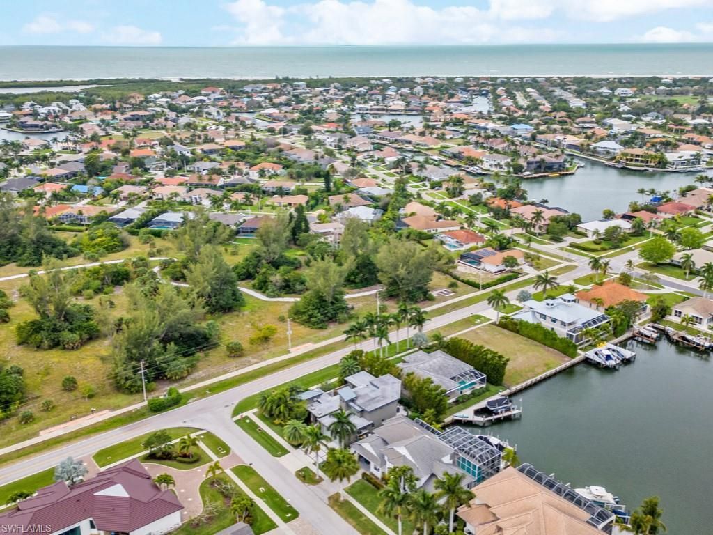 600 Crescent St, Marco Island, FL 34145 Photo