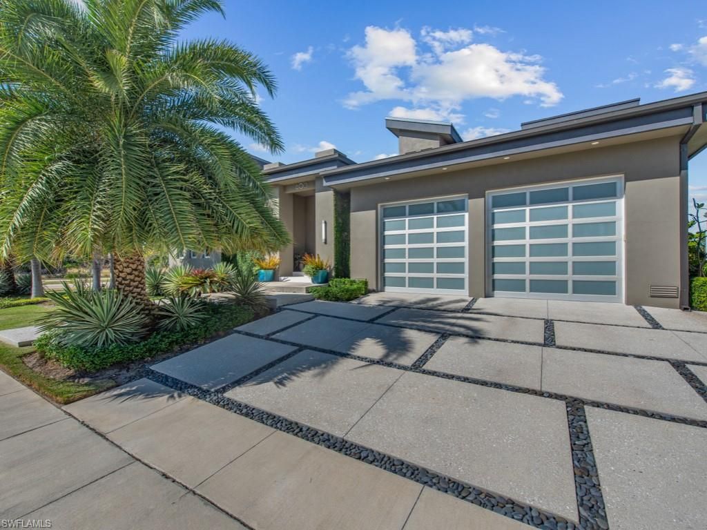 600 Crescent St, Marco Island, FL 34145 Photo