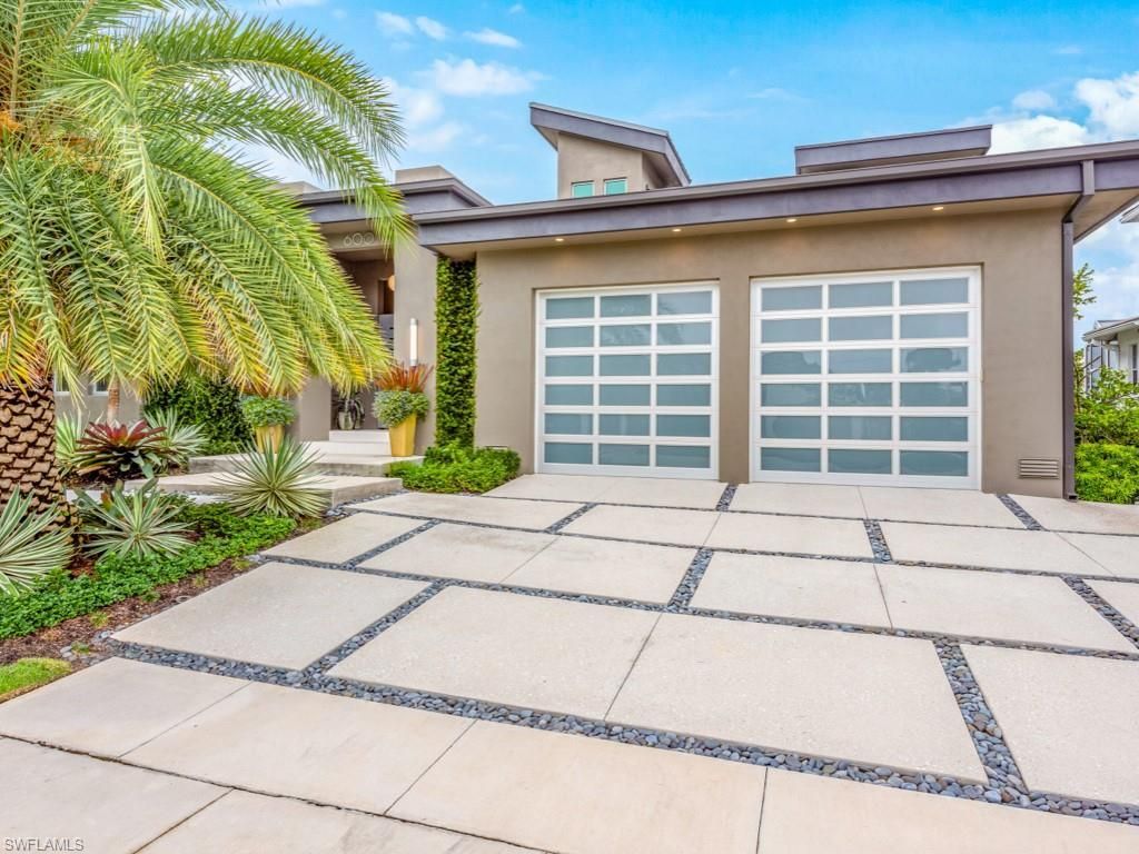 600 Crescent St, Marco Island, FL 34145 Photo