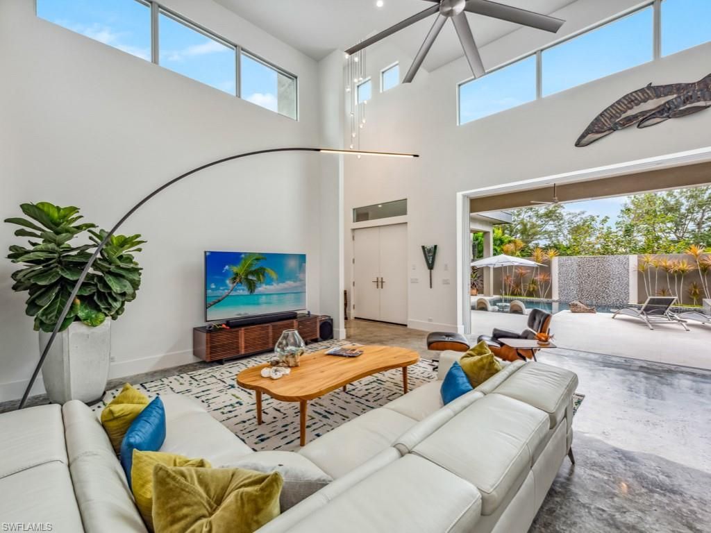 600 Crescent St, Marco Island, FL 34145 Photo