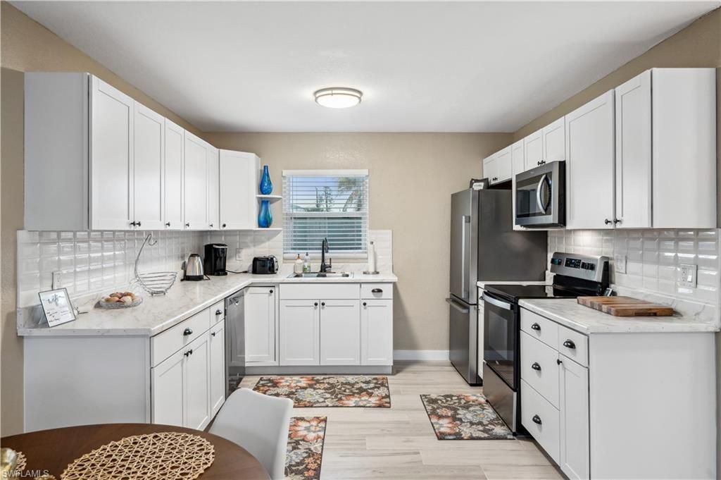 113/115 Bahia Via, Fort Myers Beach, FL 33931 Photo