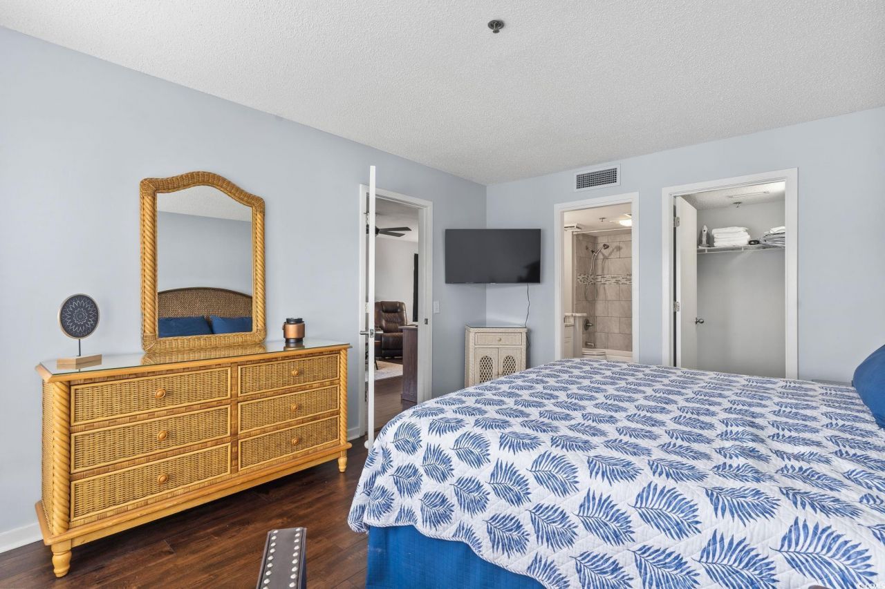 410 Melrose Pl. Photo 21