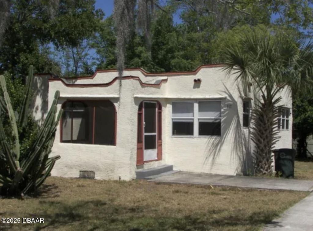 517 Westmoreland Road, Daytona Beach, FL 32114 Main Photo