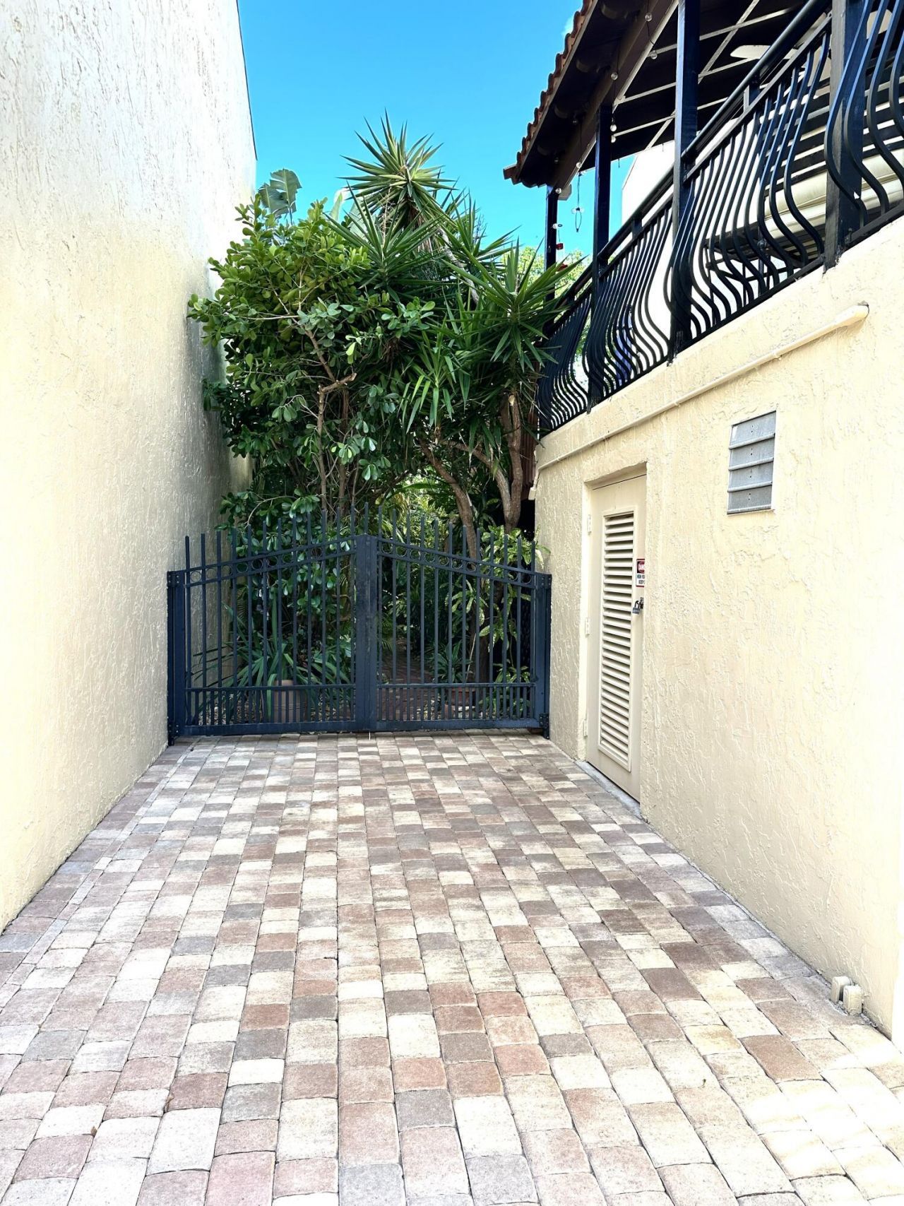 1616 Atlantic Boulevard, Unit 5, Key West, FL 33040 Photo