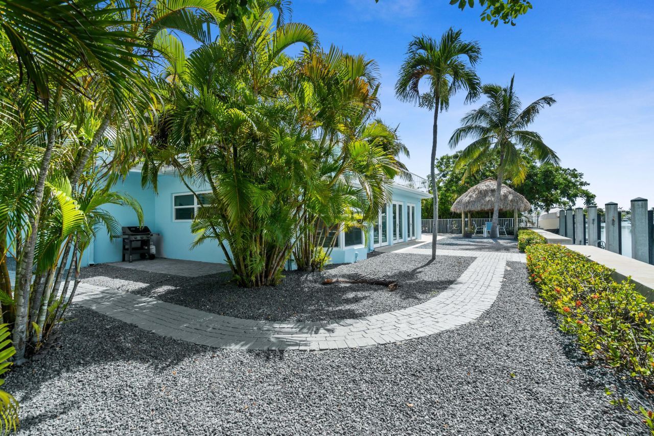 1100 S Indies Drive, Duck, FL 33050 Photo