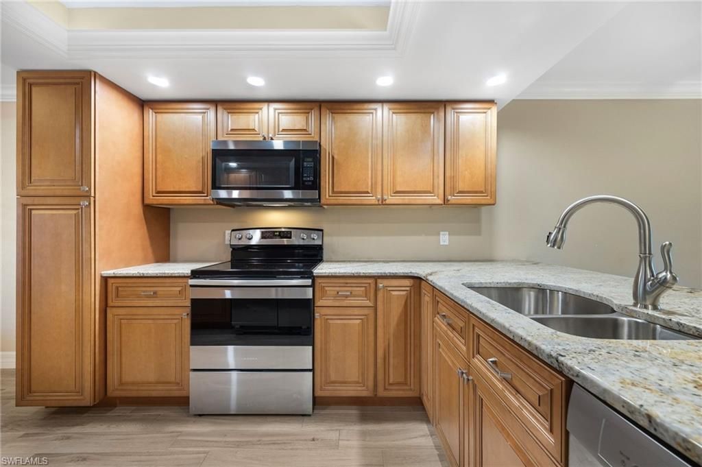 912 SW 48th Ter, Unit 108, Cape Coral, FL 33914 Photo