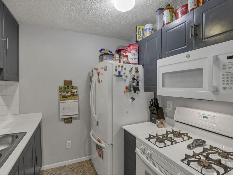 6828 Axtel Drive, Unit 23B, Canal Winchester, OH 43110 Photo 10