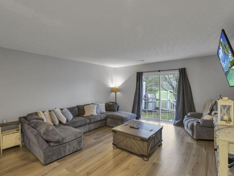 6828 Axtel Drive, Unit 23B, Canal Winchester, OH 43110 Photo 6