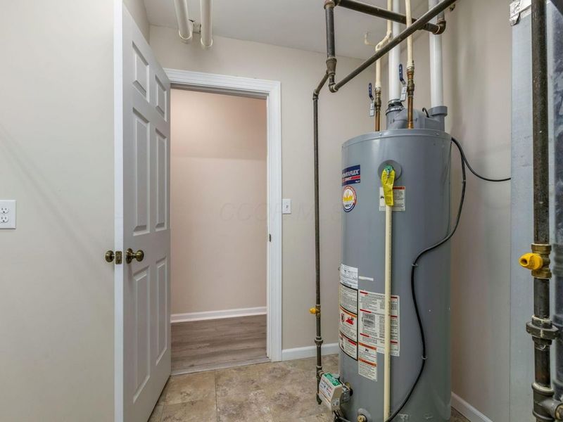 388 S Township Road, Pataskala, OH 43062 Photo 23