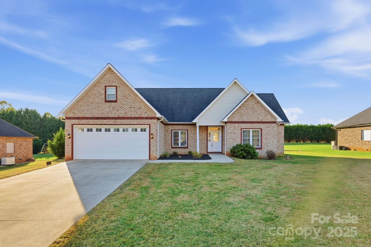 116 Postell Drive, Statesville, NC 28625 Main Photo