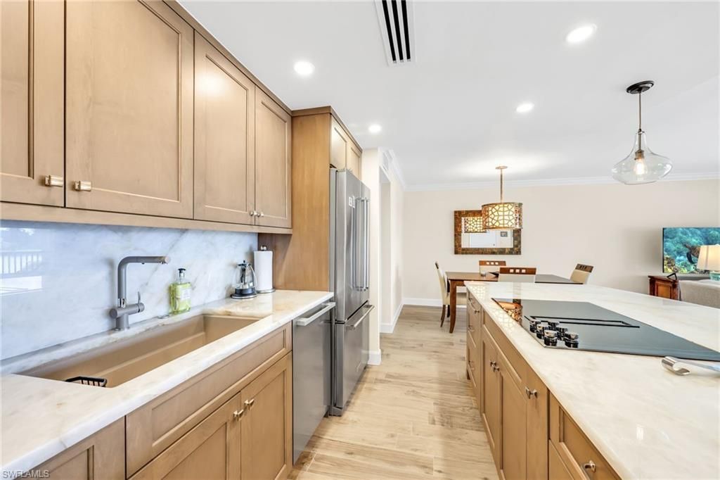 222 Harbour Dr, Unit 310, Naples, FL 34103 Photo