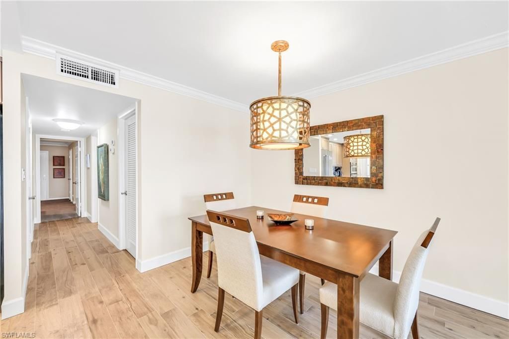 222 Harbour Dr, Unit 310, Naples, FL 34103 Photo