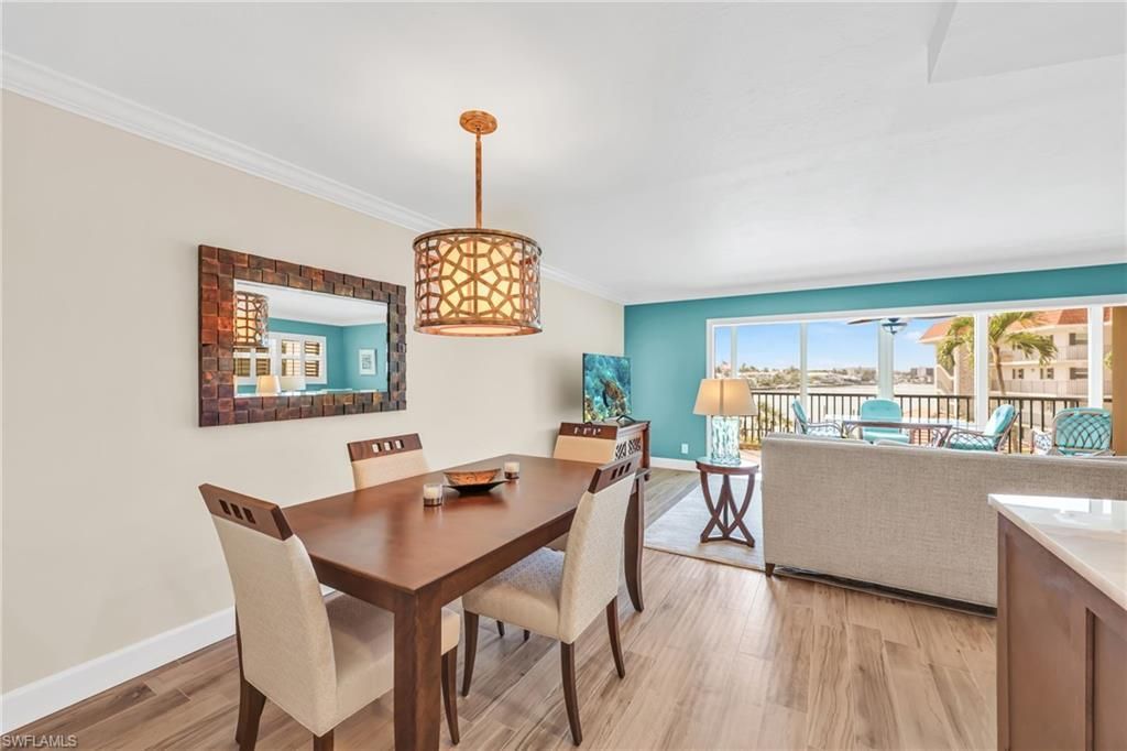 222 Harbour Dr, Unit 310, Naples, FL 34103 Photo