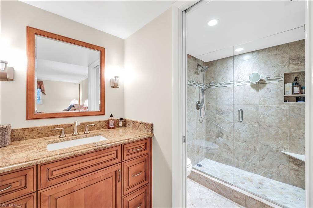 222 Harbour Dr, Unit 310, Naples, FL 34103 Photo