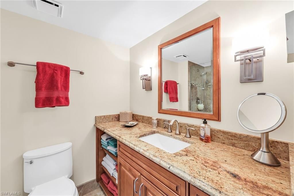 222 Harbour Dr, Unit 310, Naples, FL 34103 Photo