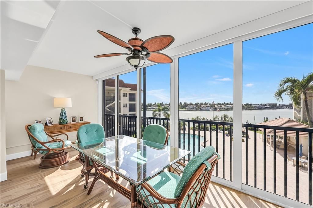 222 Harbour Dr, Unit 310, Naples, FL 34103 Photo
