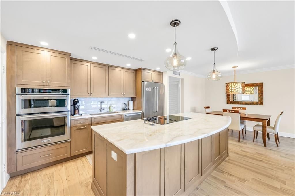 222 Harbour Dr, Unit 310, Naples, FL 34103 Photo