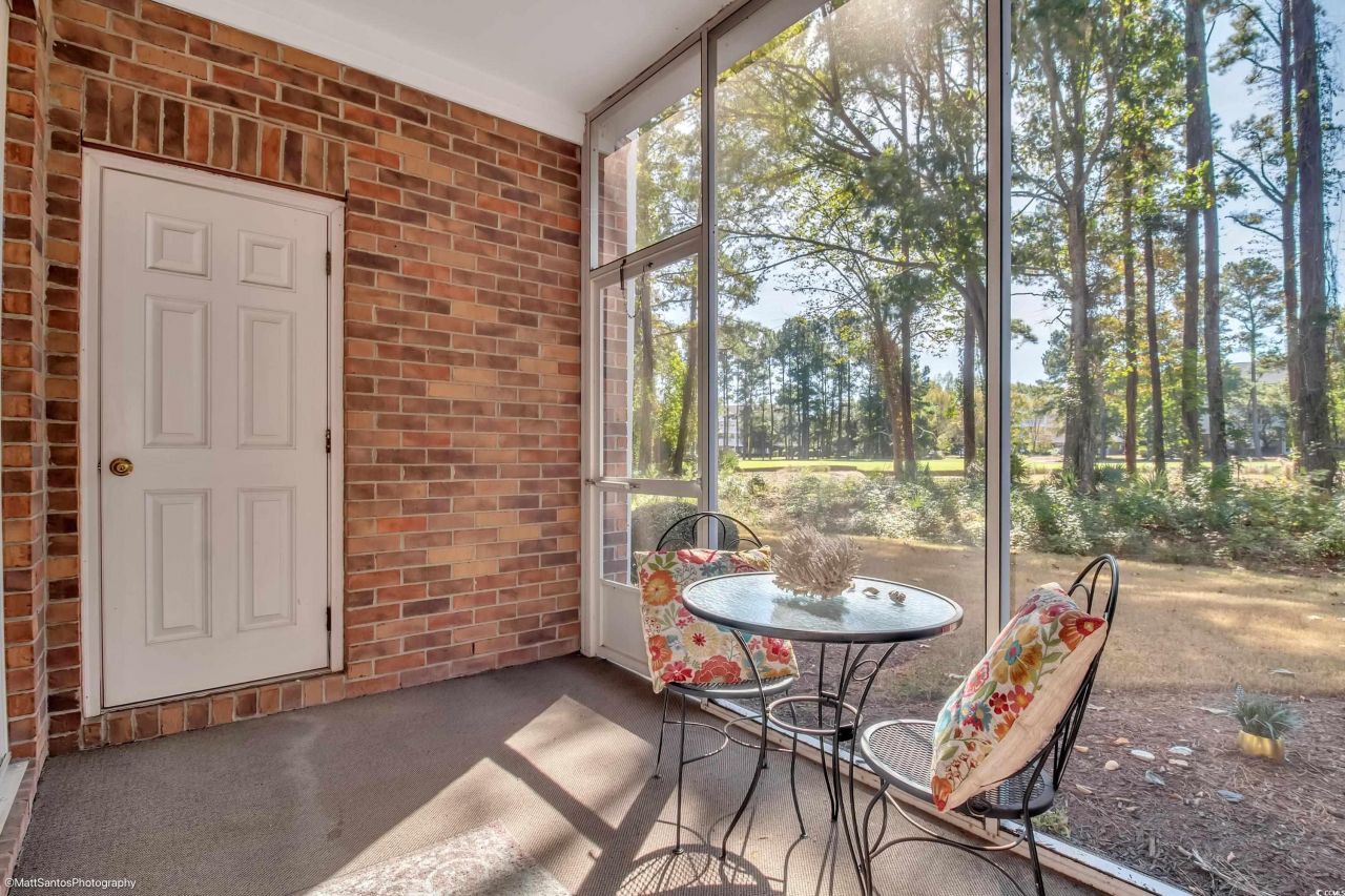 5825 Catalina Dr. Photo 10