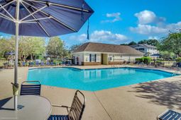 5825 Catalina Dr. photo 4