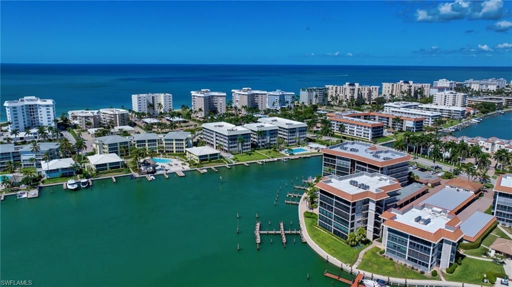 222 Harbour Dr, Unit 301, Naples, FL 34103 Photo