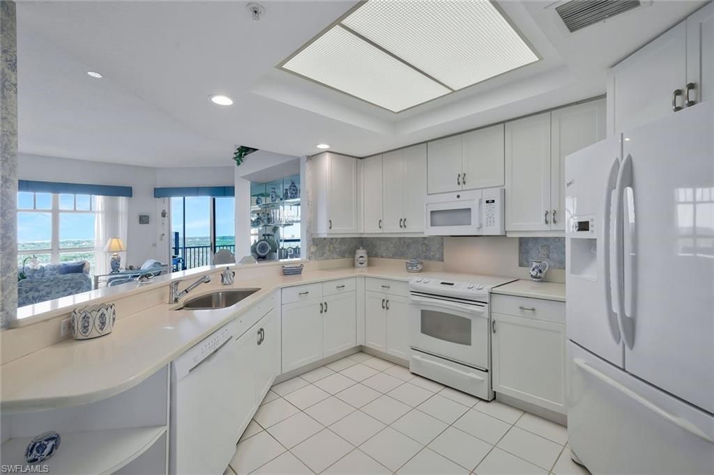 266 Barefoot Beach Blvd, Unit PH-02, Bonita Springs, FL 34134 Photo