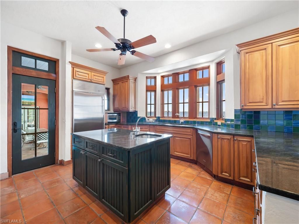 5844 Riverside Ln, Fort Myers, FL 33919 Photo