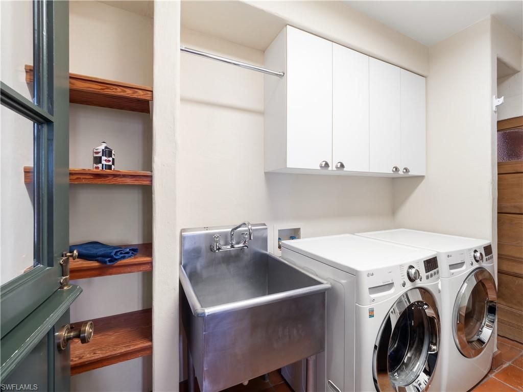 5844 Riverside Ln, Fort Myers, FL 33919 Photo