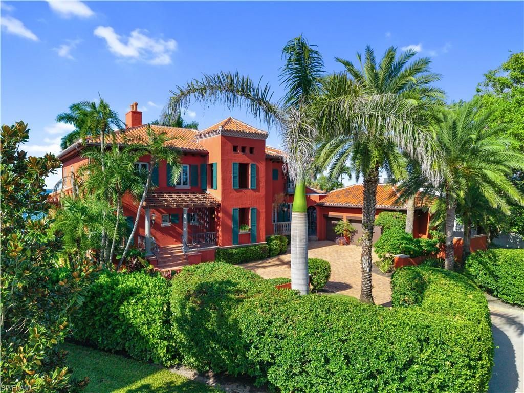 5844 Riverside Ln, Fort Myers, FL 33919 Photo