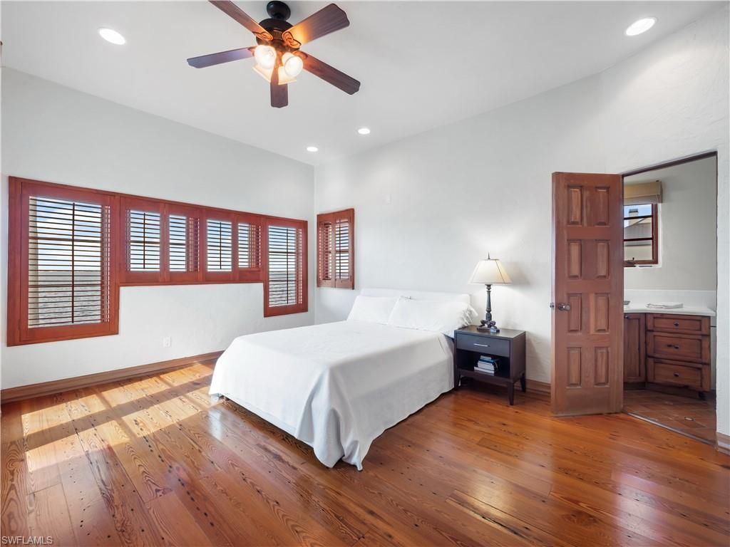 5844 Riverside Ln, Fort Myers, FL 33919 Photo