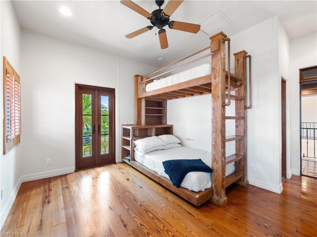 5844 Riverside Ln, Fort Myers, FL 33919 Photo