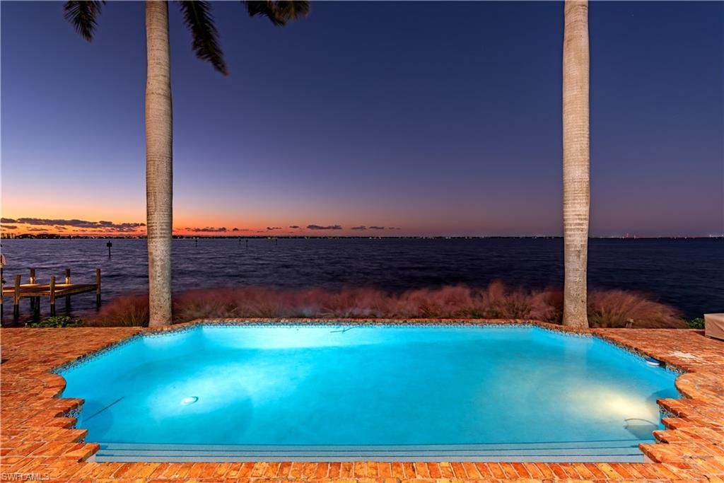 5844 Riverside Ln, Fort Myers, FL 33919 Photo