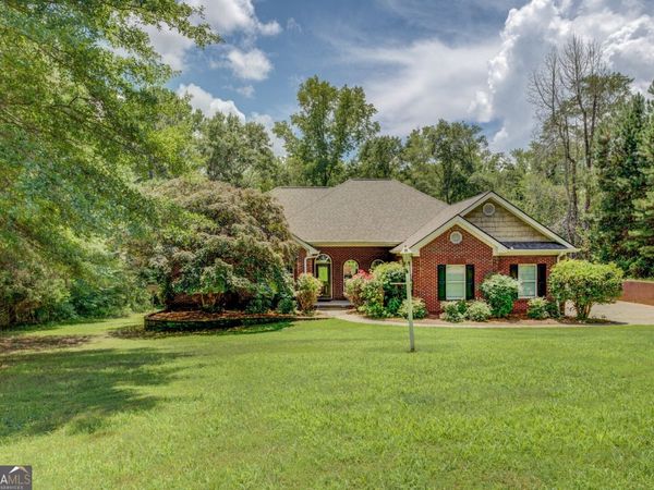 1041 Flat Rock Road, Covington, GA 30014