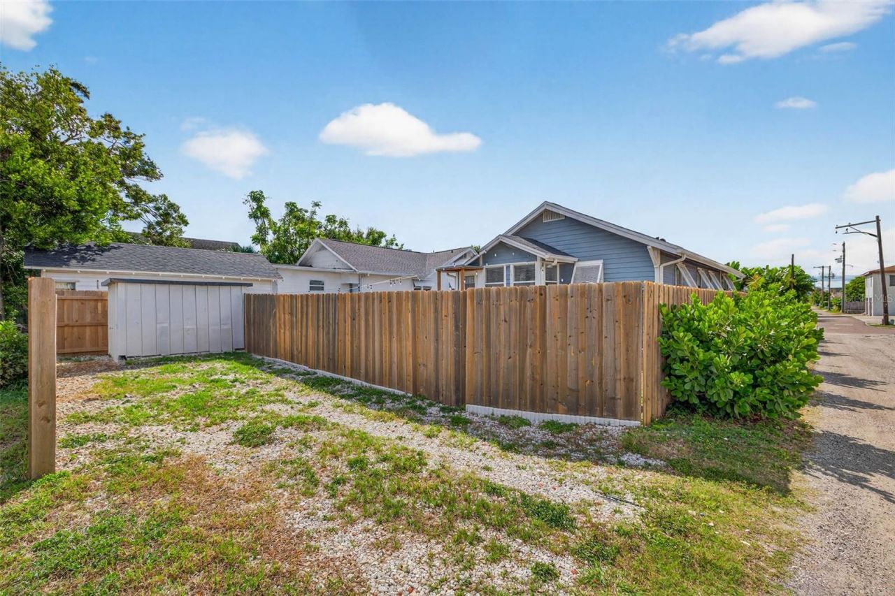 447 23rd Street N, Saint Petersburg, FL 33713 Photo