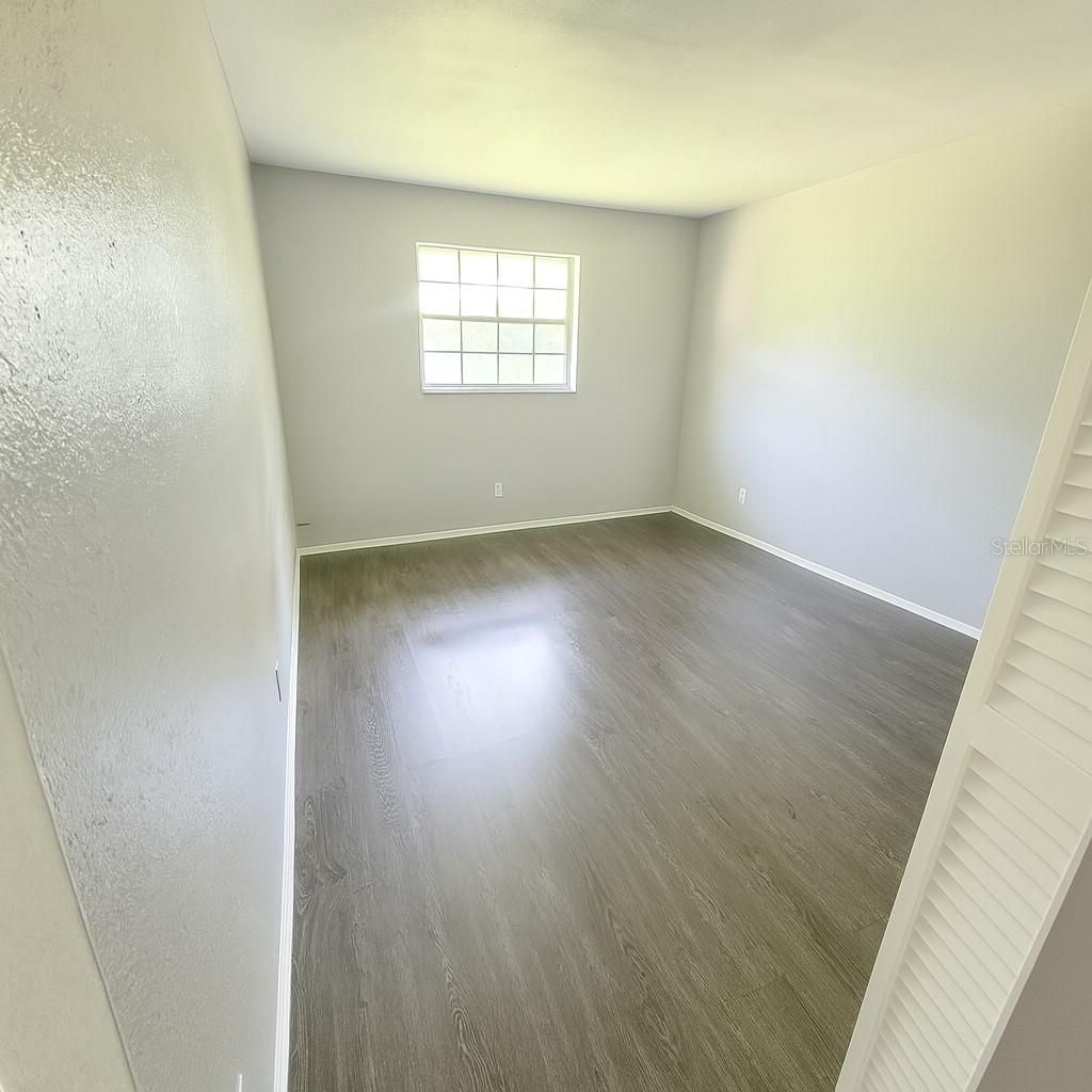 200 Country Club Dr, Unit 1302, Largo, FL 33771 Photo