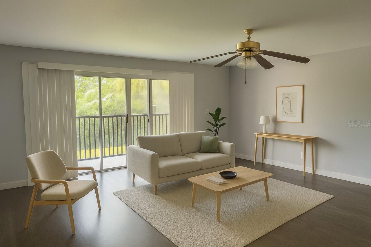 200 Country Club Dr, Unit 1302, Largo, FL 33771 Photo