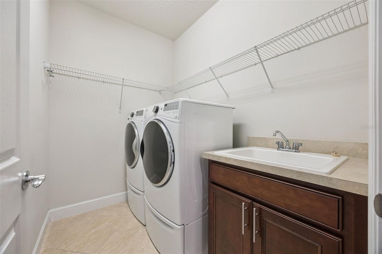 523 Crystal Reserve Court, Lake Mary, FL 32746 Photo