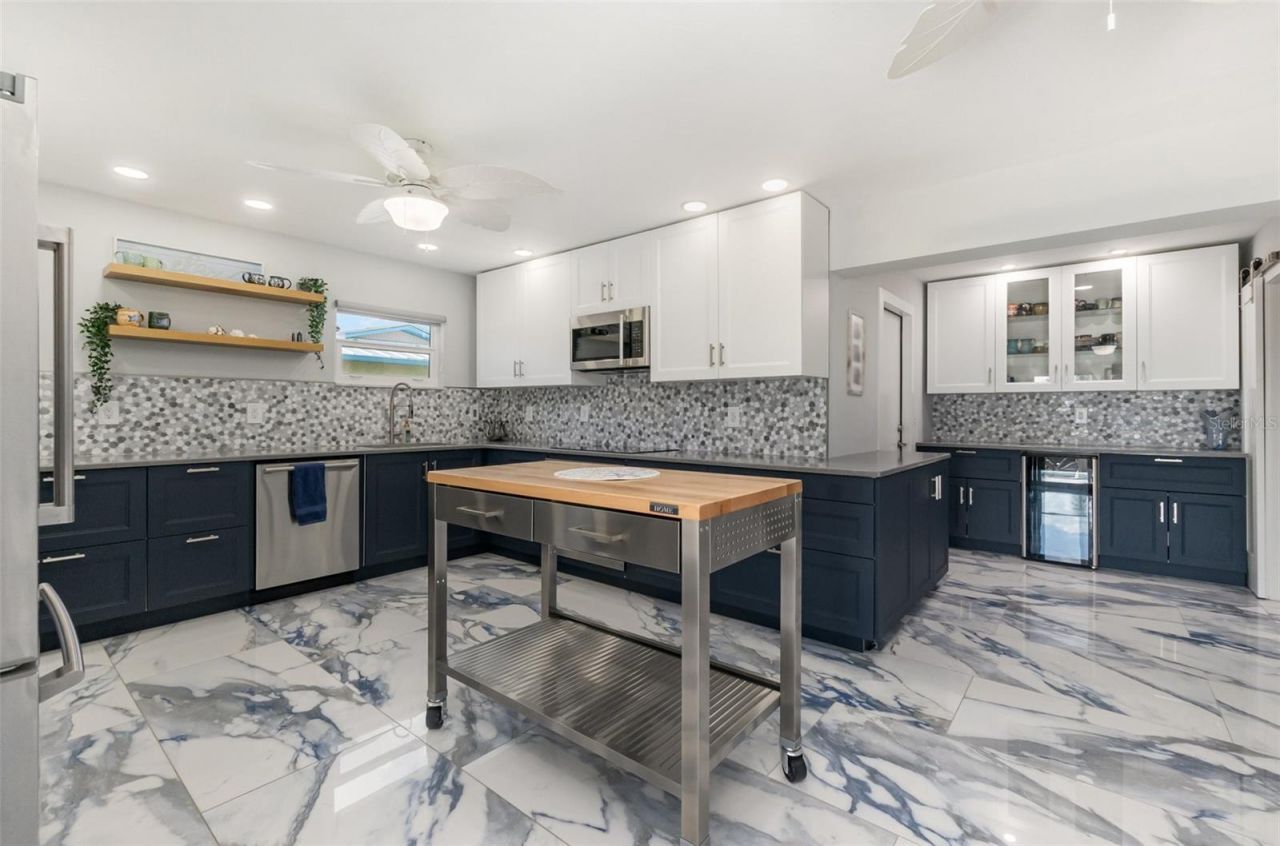 1661 Swan Terrace, North Fort Myers, FL 33903 Photo