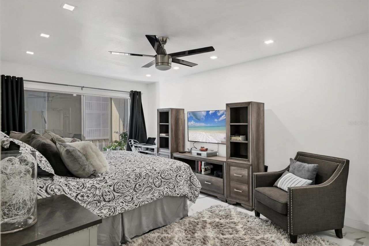 1714 69th Avenue W, Unit B203, Bradenton, FL 34207 Photo