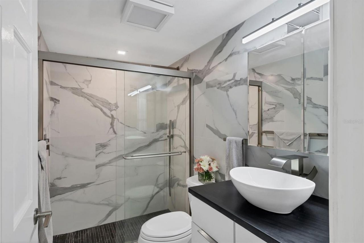 1714 69th Avenue W, Unit B203, Bradenton, FL 34207 Photo