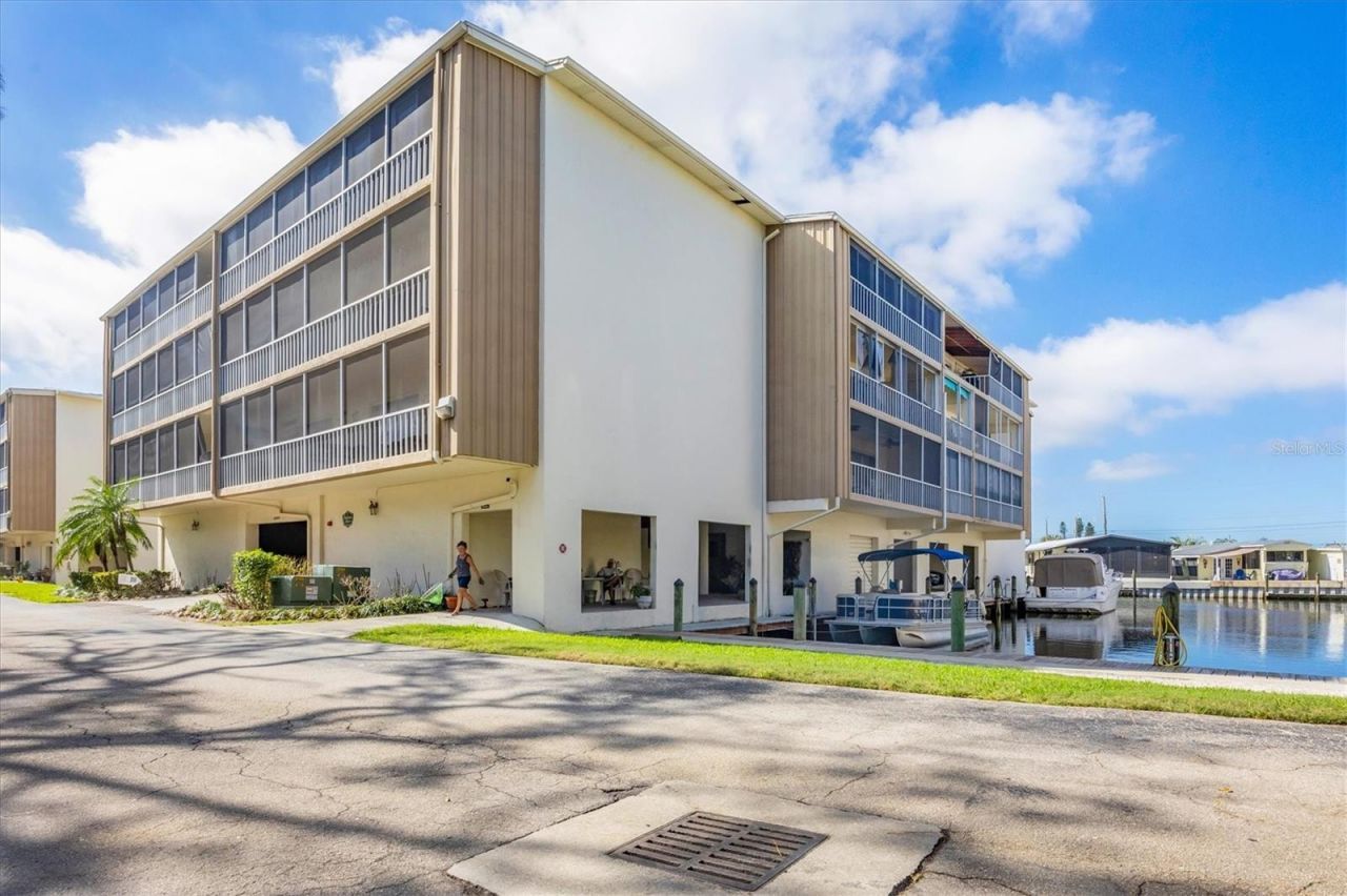 1714 69th Avenue W, Unit B203, Bradenton, FL 34207 Photo