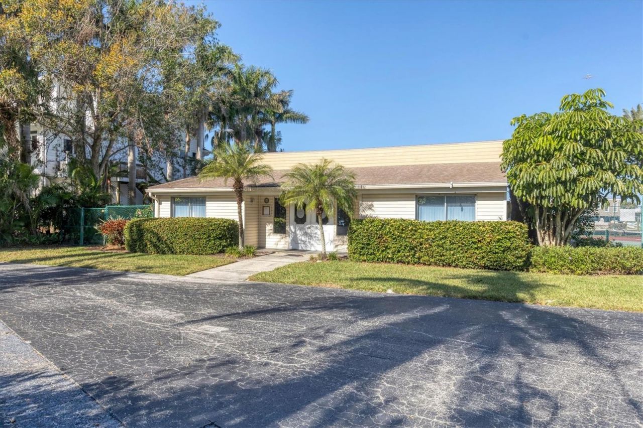1714 69th Avenue W, Unit B203, Bradenton, FL 34207 Photo
